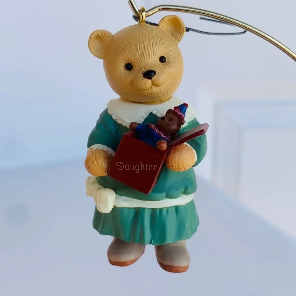 1996 Hallmark Bear 